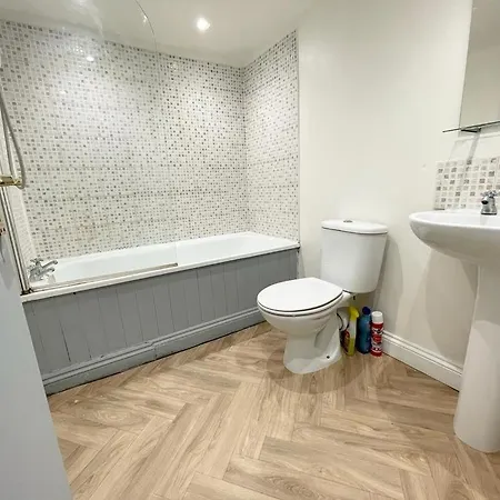 Quarto em Acomodações Particulares Lovely Centre Bristol